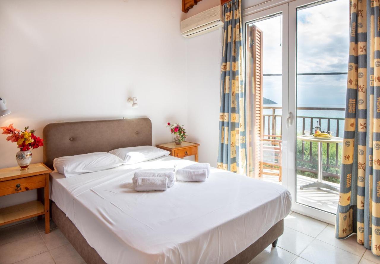 Hotel Korakakis Beach Финикунда Экстерьер фото