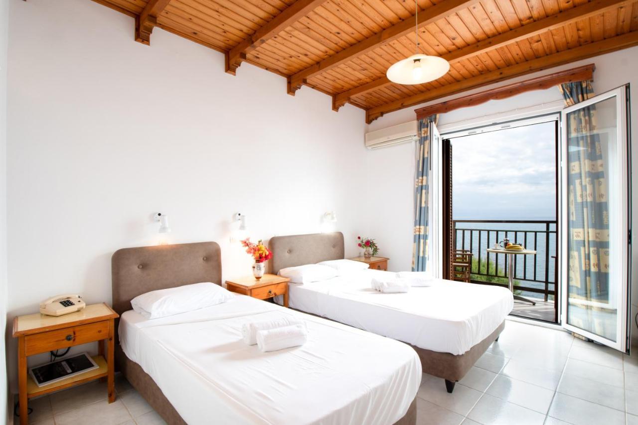 Hotel Korakakis Beach Финикунда Экстерьер фото
